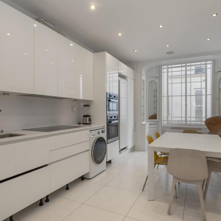 Luxury 5 Bed Residence - Opposite Arc de Triomphe - Apartamento - 31