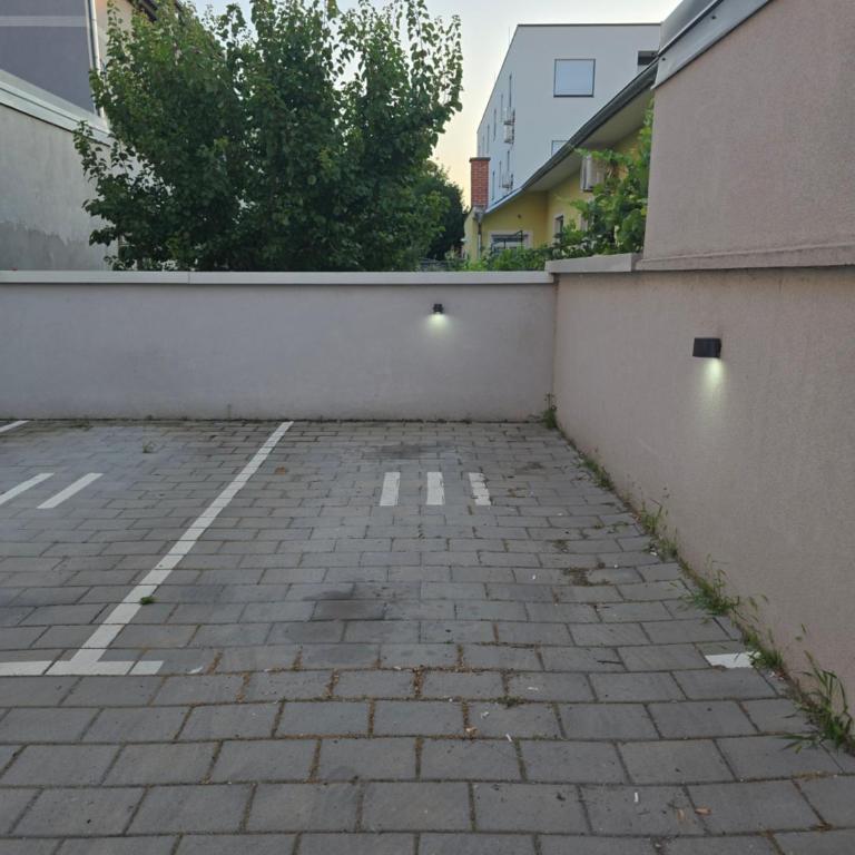 Apartman Una - Apartman s 1 Spavaćom Sobom i Balkonom - 12