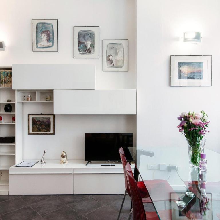Your Nest in Como - Aqua Apartments - Appartamento con 1 Camera da Letto - 1