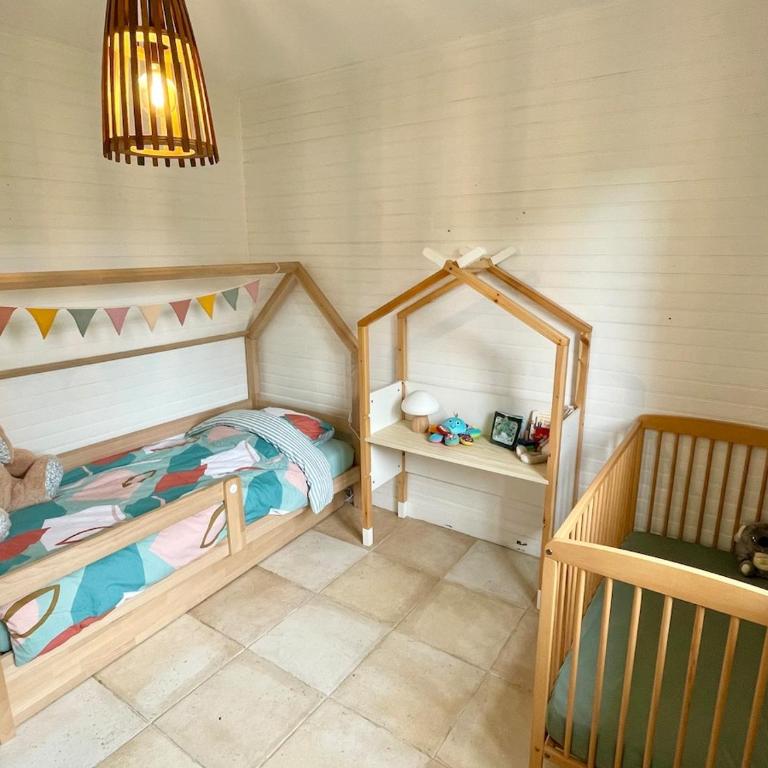 Ideal house for family vacations, peaceful setting - Maison 4 Chambres - 23