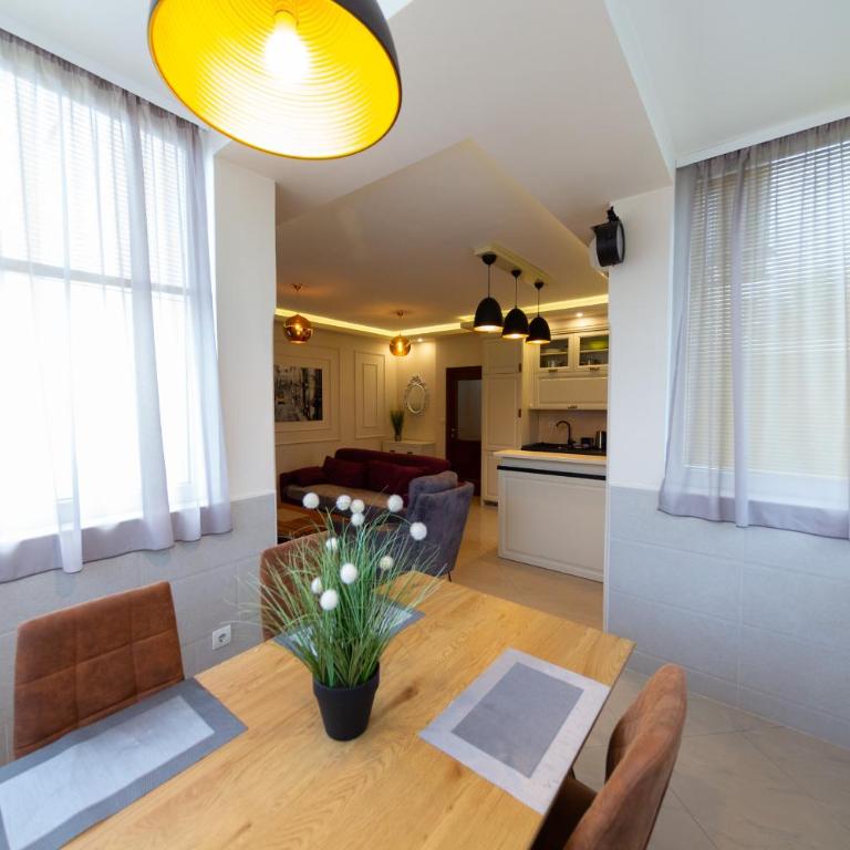 Majestic City Apartments - Apartman s 1 Spavaćom Sobom i Balkonom - 9