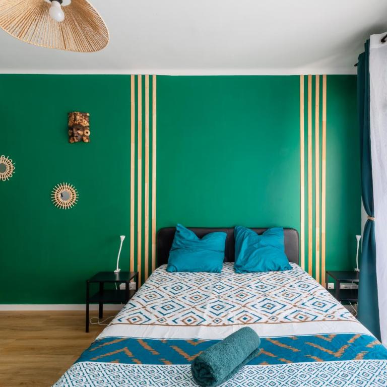 le cocon du peyrou lit parapluie disponible sur demande moyennant supplément - Apartment mit 1 Schlafzimmer - 1