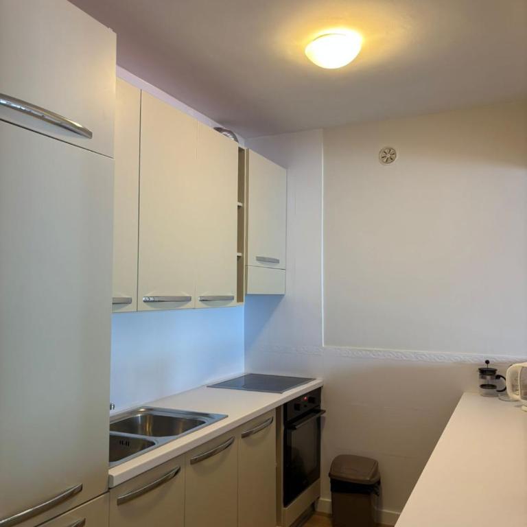 Amazing 2 BR Retreat with Kotor Bay View - Apartment - 7