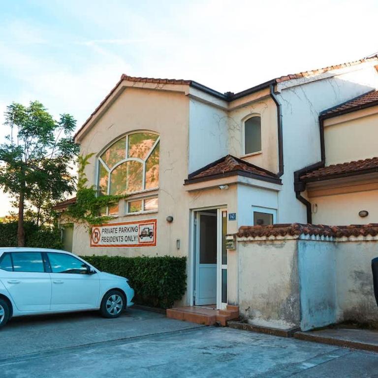 Amazing 2 BR Retreat with Kotor Bay View - Apartment - 39