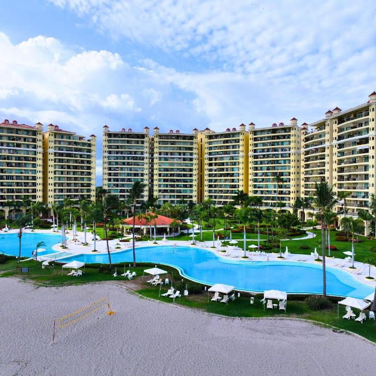 Luxurious 3-Bedroom Beachfront Villa in Marina Vallarta - Three-Bedroom Vacation Home - 16