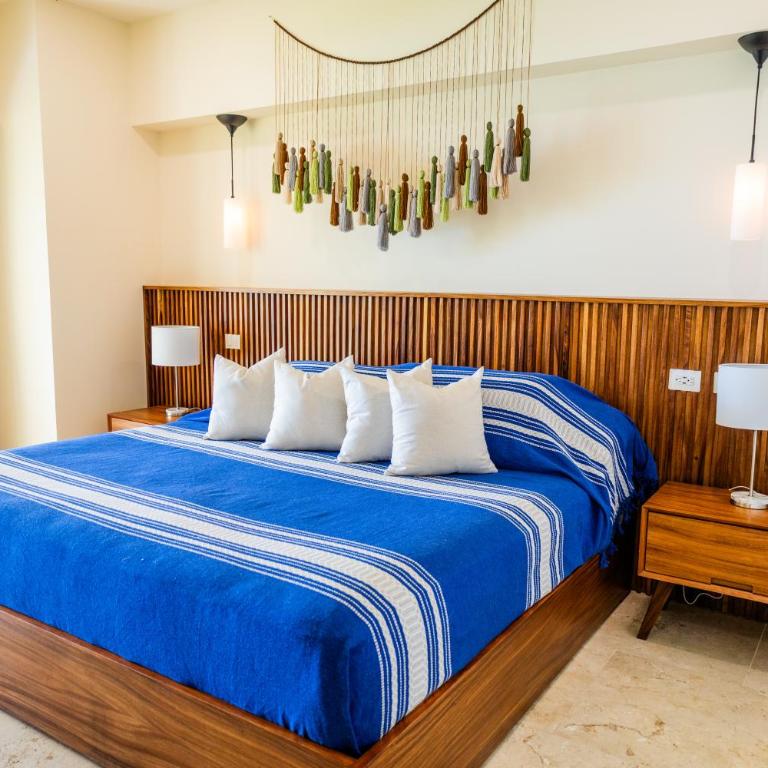 Luxurious 3-Bedroom Beachfront Villa in Marina Vallarta - Three-Bedroom Vacation Home - 9