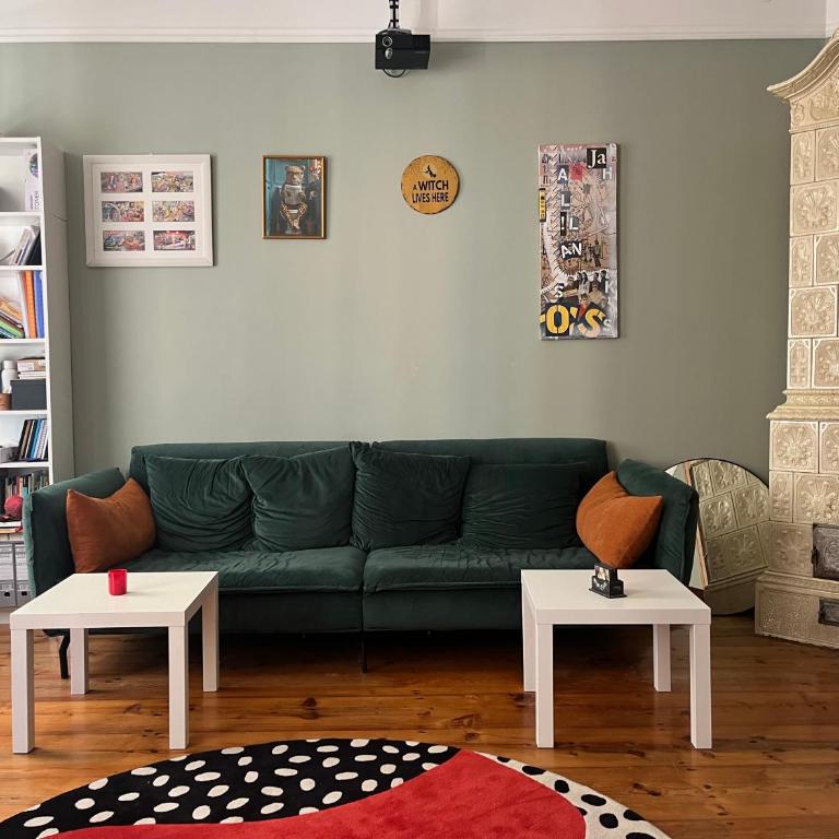 Golden Crib - One-Bedroom Apartment - 6