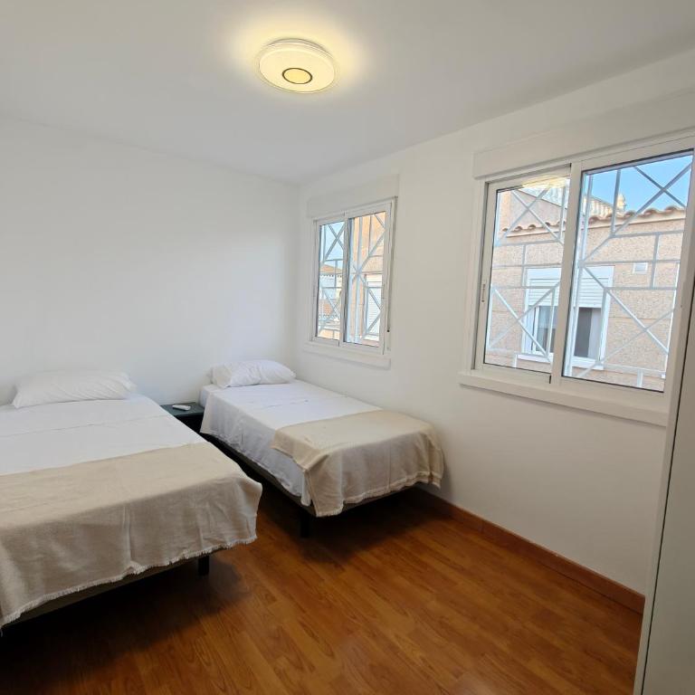 Casa Bahía - Four-Bedroom House - 2