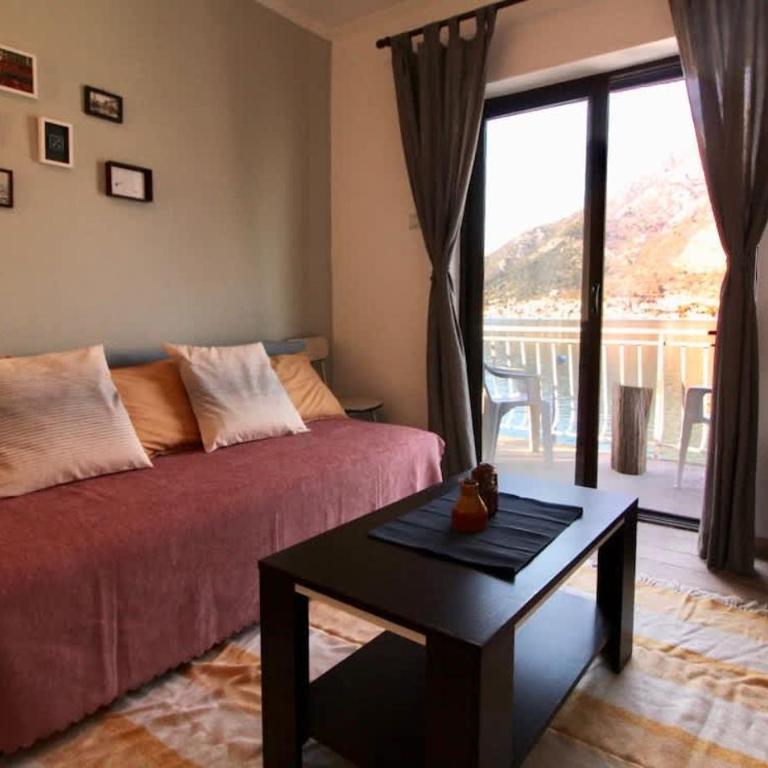 1bd Waterfront Apt w Perast Views - Apartment - 6