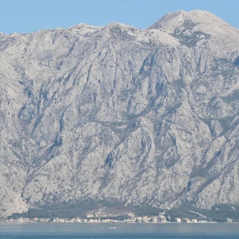 1bd Waterfront Apt w Perast Views - Apartment - 20