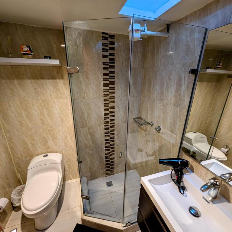 Espectacular apartamento En Chico, Parque 93 y zona T - Two-Bedroom Apartment - 33