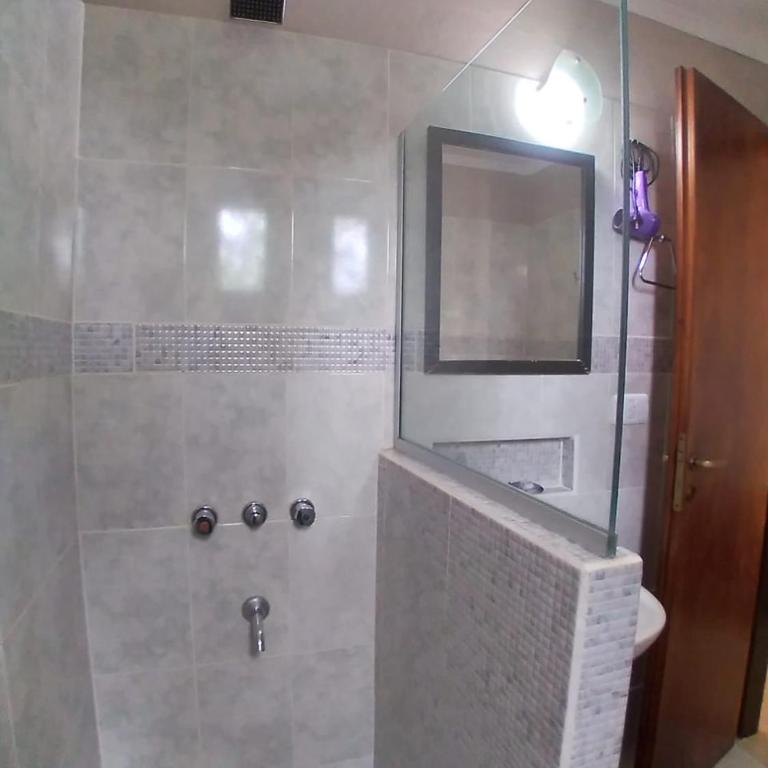 Hosteria Manantial de Carpintería - Triple Room with Private Bathroom - 1