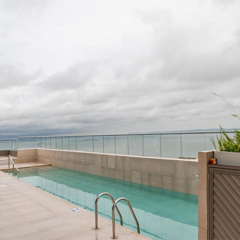 Apto Luxury Cartagena 7 minutos a pie de la playa - Three-Bedroom Apartment - 40