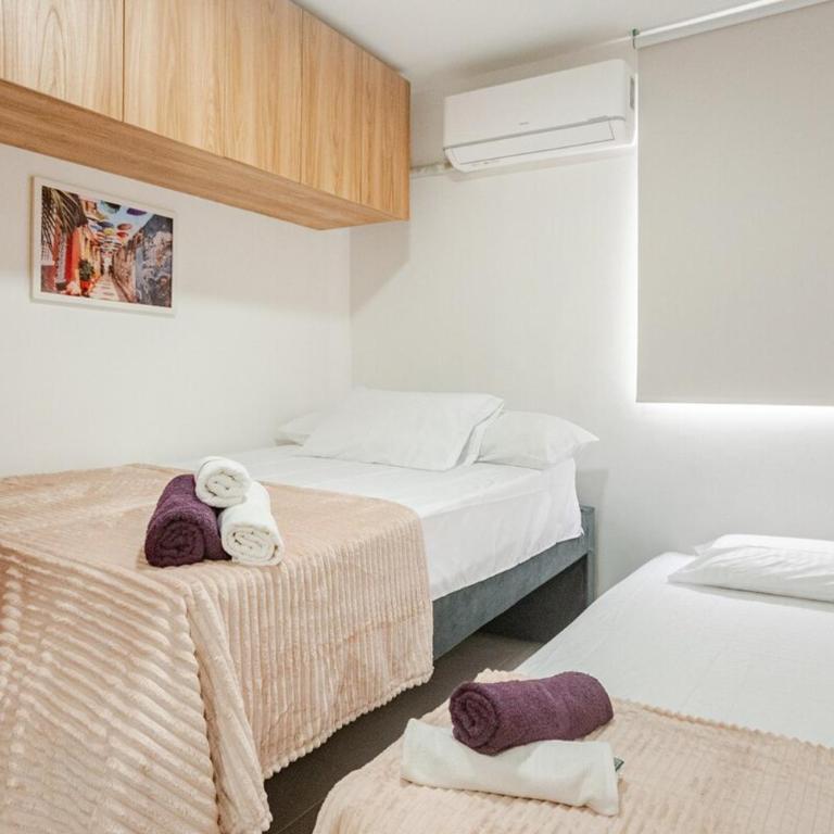 Apto Luxury Cartagena 7 minutos a pie de la playa - Three-Bedroom Apartment - 19