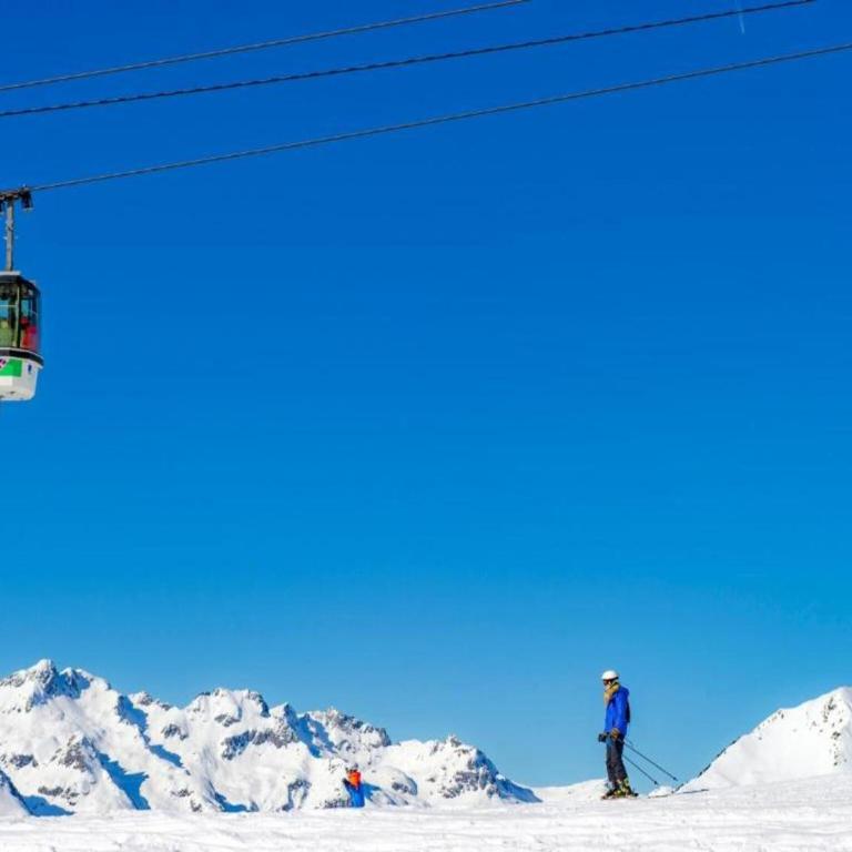 Chalet in Huez near Ski Slope - Superior Chalet - 24