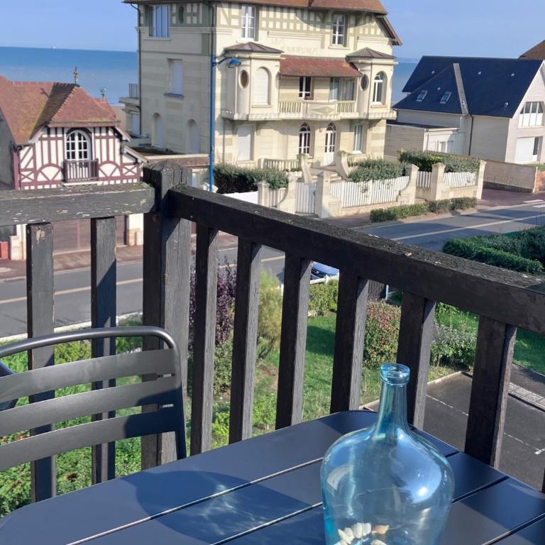 Duplex familial refait à neuf avec balcon, à deux pas de la plage - FR-1-712-96 - Appartamento - 1