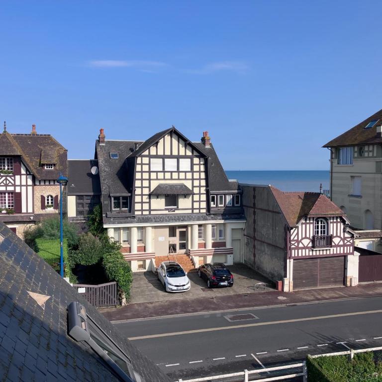 Duplex familial refait à neuf avec balcon, à deux pas de la plage - FR-1-712-96 - Appartamento - 2