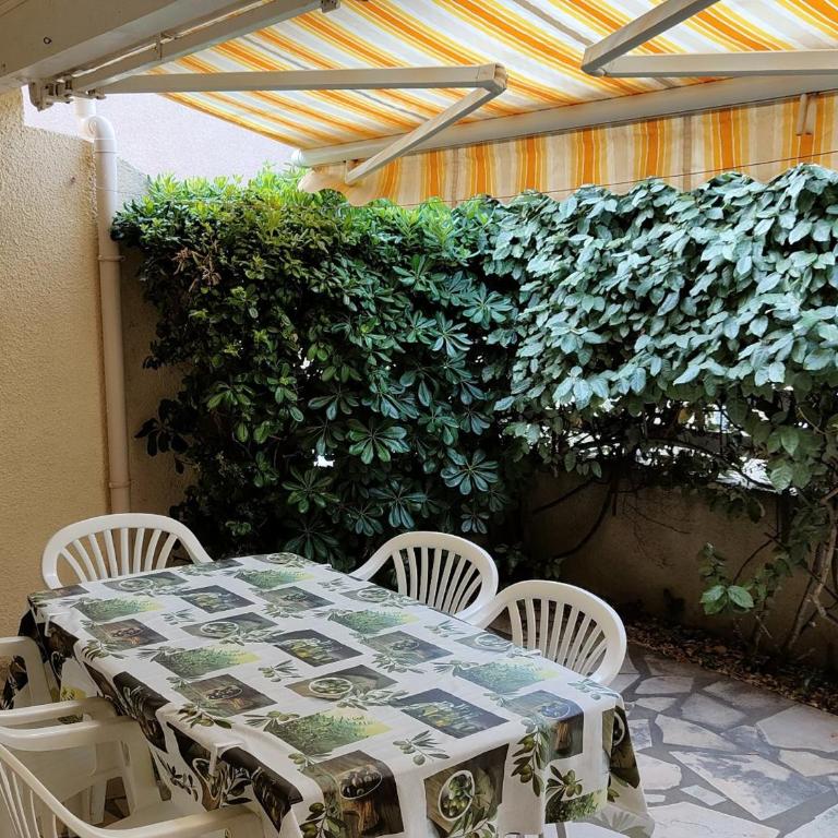 Pavillon 6 pers, à 70m plage, 2 chambres, parking - FR-1-781-58 - Vacation Home - 20
