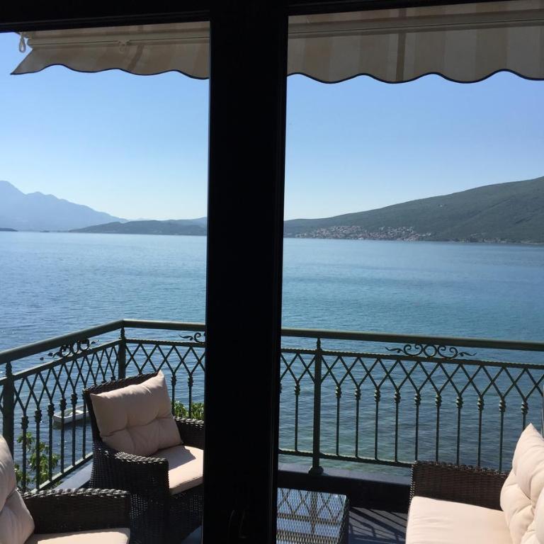 Apartments Seaside Baosici - Apartment with Sea View - 10
