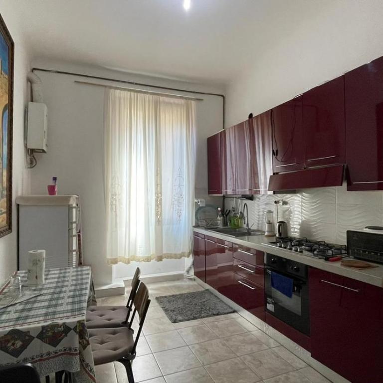 Casa nel centro della città - House in the city center-Casa nel centro della città - Appartamento con Vista e Balcone - 5