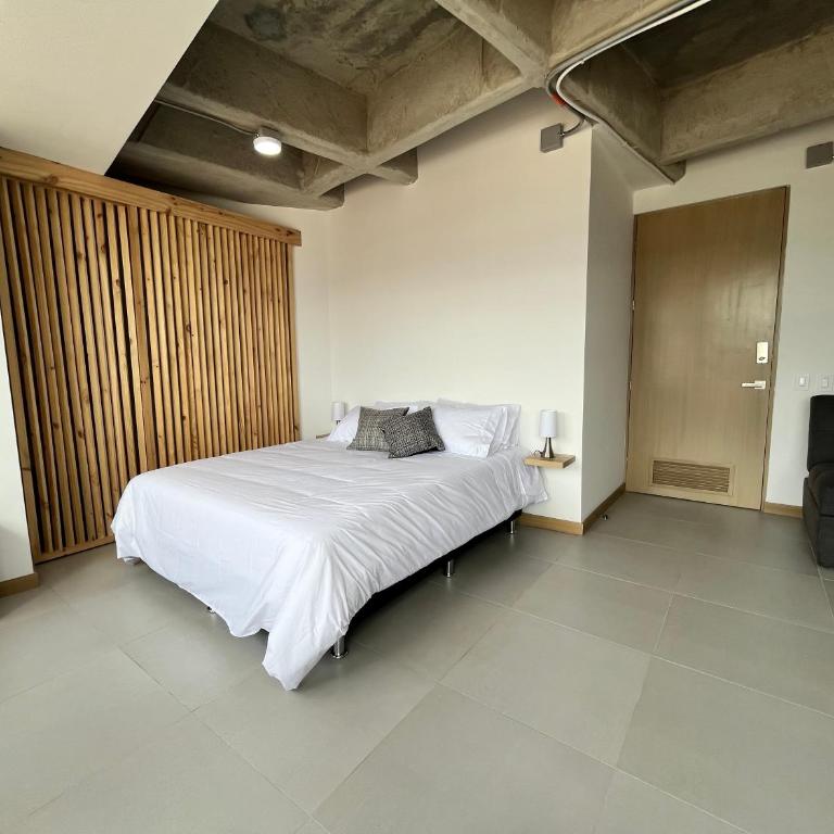 Edificio Aiana Verde by Host Medellin - One-Bedroom Apartment - 3
