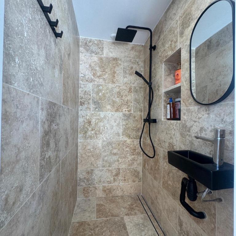 Villa Prestige 5 étoiles & T1, Piscine, Jacuzzi, cinéma & Vue - Villa mit privatem Pool - 18
