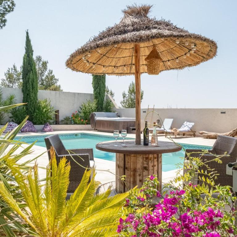 Villa Prestige 5 étoiles & T1, Piscine, Jacuzzi, cinéma & Vue - Villa mit privatem Pool - 7