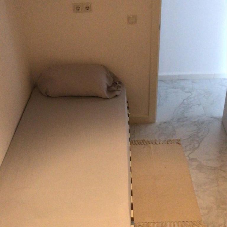 New - My holiday home with patio in Alicante - Two-Bedroom Apartment - 23