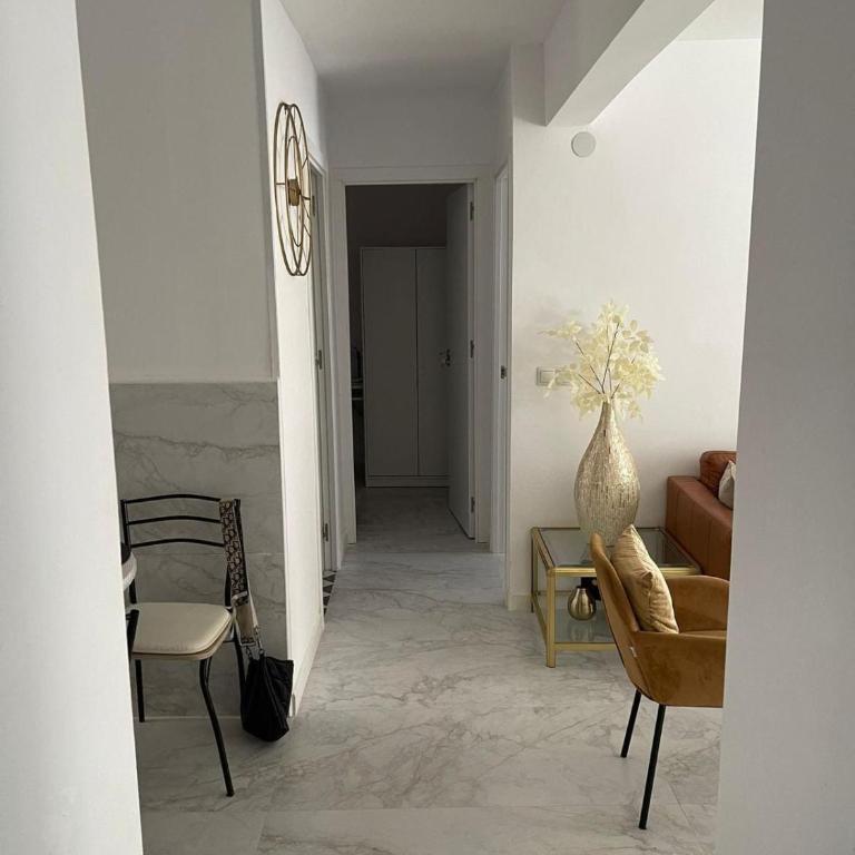 New - My holiday home with patio in Alicante - Two-Bedroom Apartment - 28
