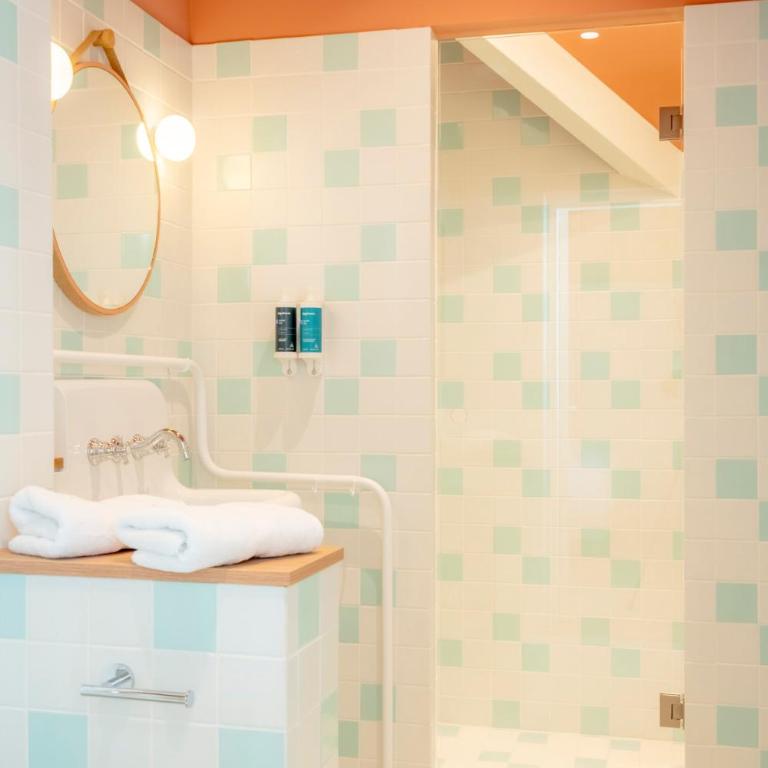Le Petit Hôtel - Chambre Double - Vue sur Mer - 7
