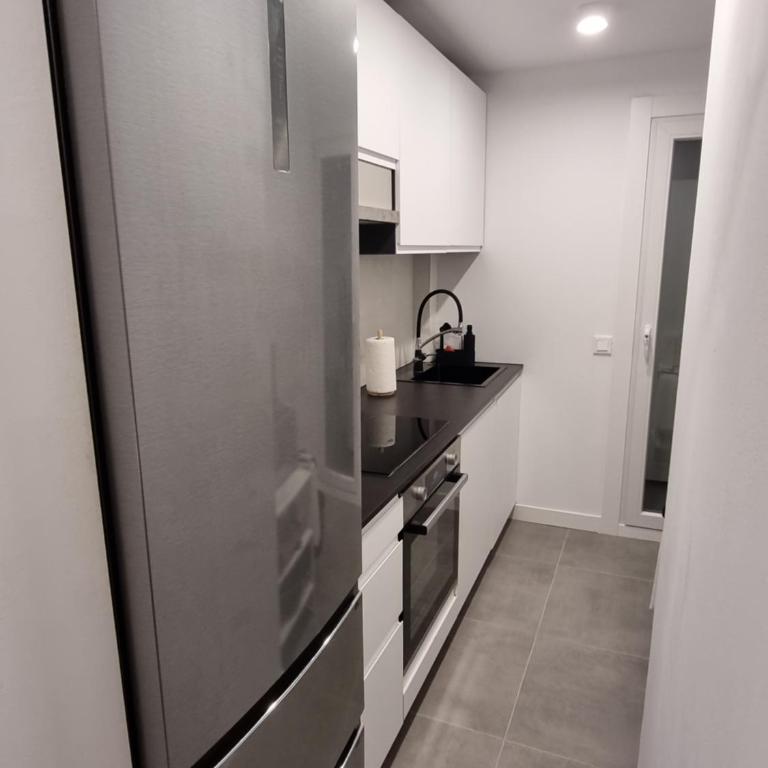 Apartamento NINES moderno y céntrico, en zona tranquila cerca de la playa - Apartamento de 2 dormitorios - 4