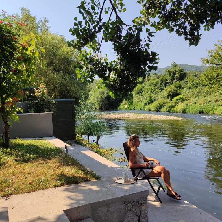 Deluxe Villa Coast River Sarajevo - Kuća s 5 Spavaćih Soba - 9