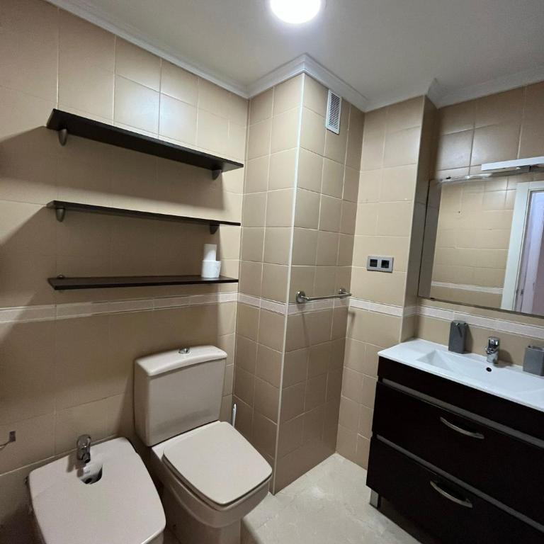 Mediterráneo Playa, a 3min del mar y con aire acondicionado - Apartamento de 4 dormitorios con balcón - 29