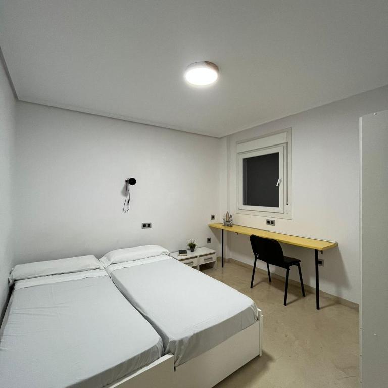 Mediterráneo Playa, a 3min del mar y con aire acondicionado - Apartamento de 4 dormitorios con balcón - 33