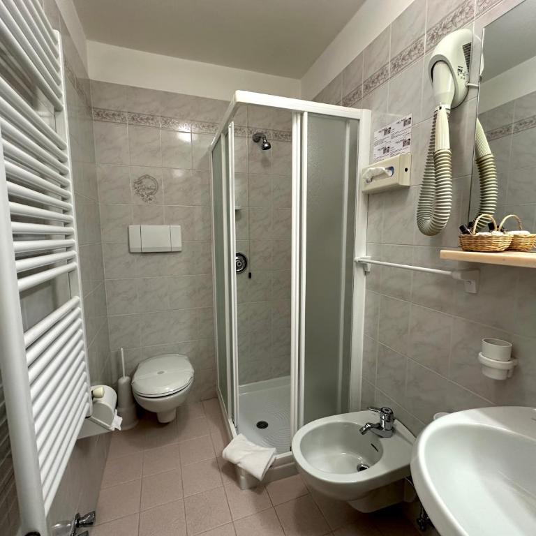Hotel Arnika Wellness - Camera Matrimoniale - 7