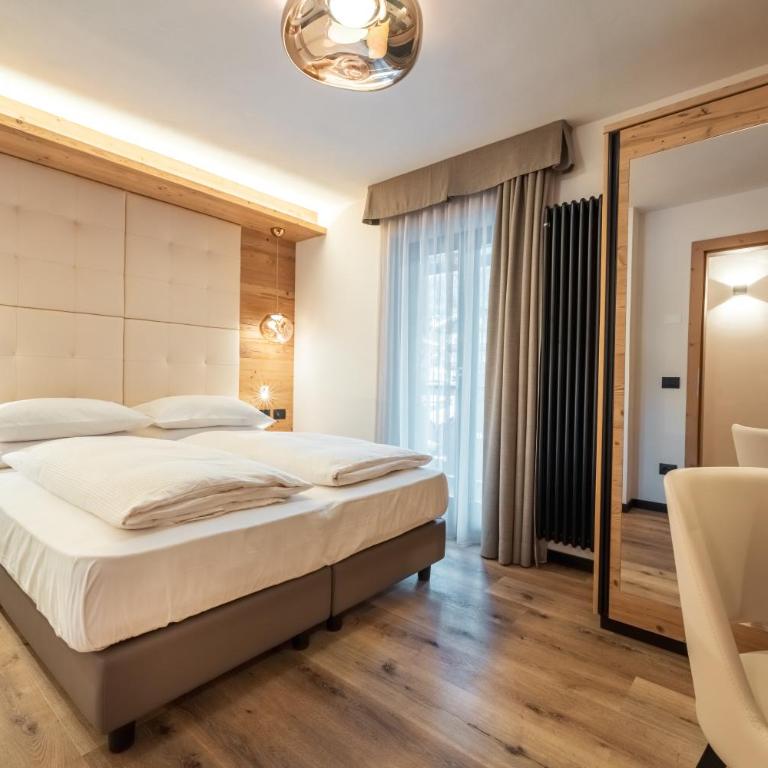 Dolomiti Luxury Mountain View BIKE FRIENDLY - Suite con Vista Montagna - 3