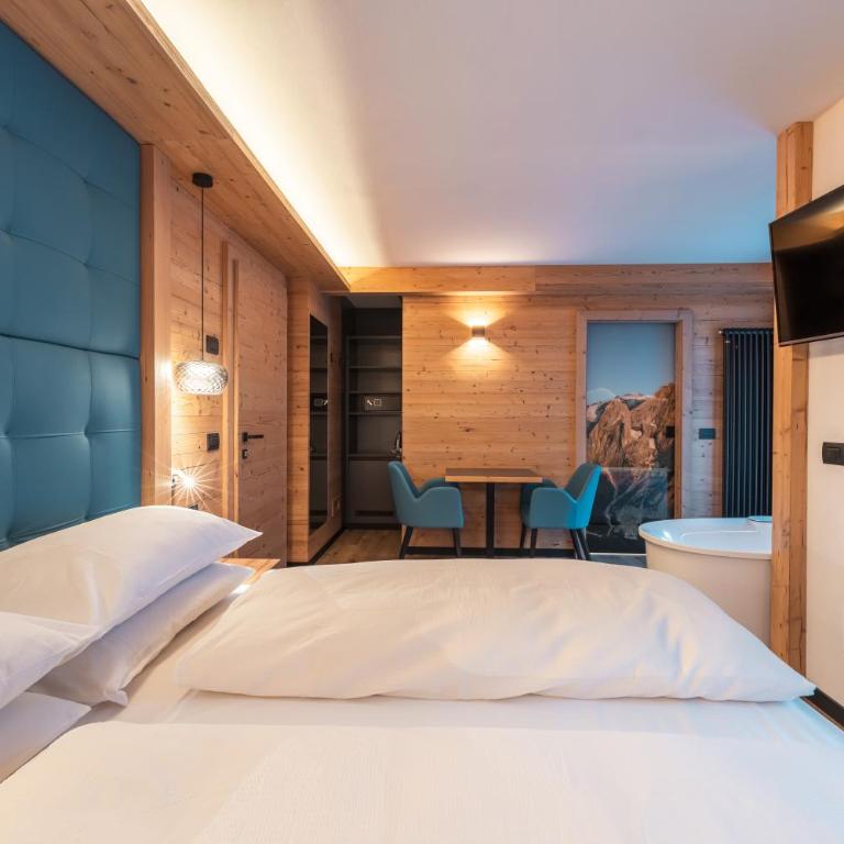 Dolomiti Luxury Mountain View BIKE FRIENDLY - Suite con Vasca Idromassaggio - 6
