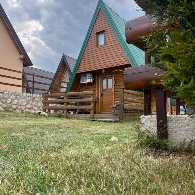 Warm home 2 Zabljak - One-Bedroom Chalet - 2