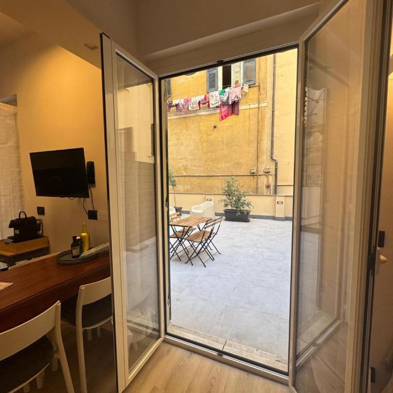 Virtù Apartments - Deluxe Studio - 32