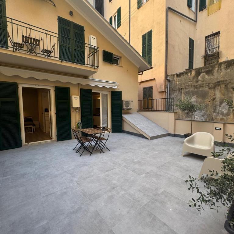 Virtù Apartments - Deluxe Studio - 2