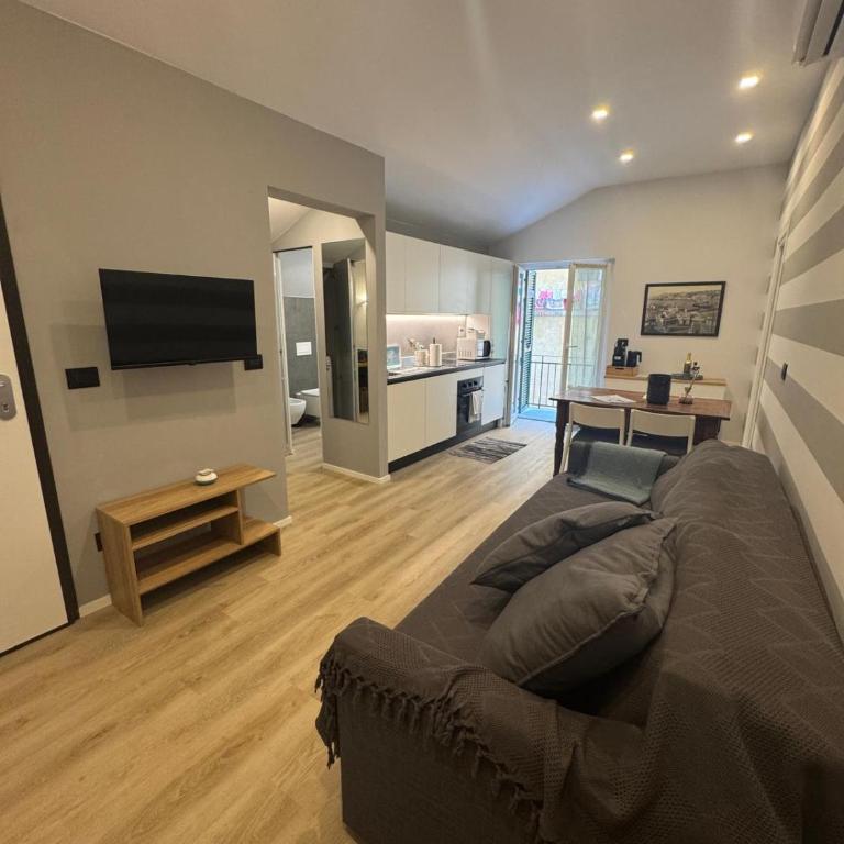 Virtù Apartments - Two-Bedroom Apartment with Balcony - 2