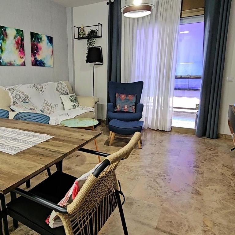 Concordia, con parking en el puerto de Cambrils - Two-Bedroom Apartment - 7