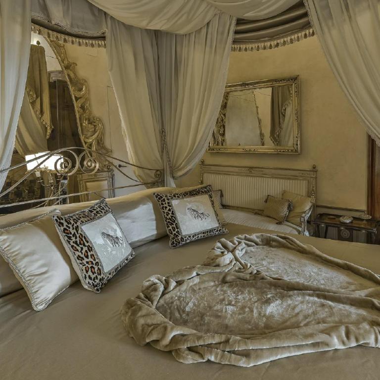 Residenze d'Epoca Palazzo Coli Bizzarrini - Imperial Suite - 13