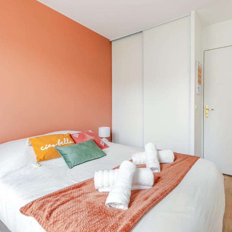 Le Chaleureux - 5' Disney - 3' Val d'Europe - Parking Free - Appartamento con 2 Camere da Letto - 8