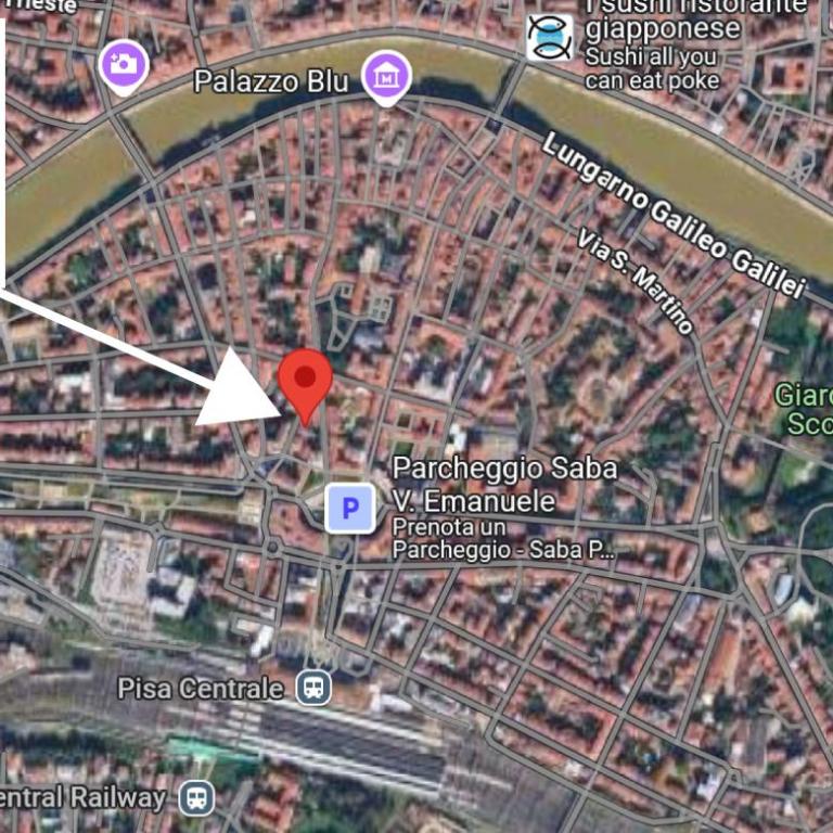 Domus Mazzini Pisa Centro - 6 Ospiti, 2 Bagni, 3 Camere, Patio Privato - 5 minuti dalla Stazione Treni - Appartamento con 3 Camere da Letto - 35
