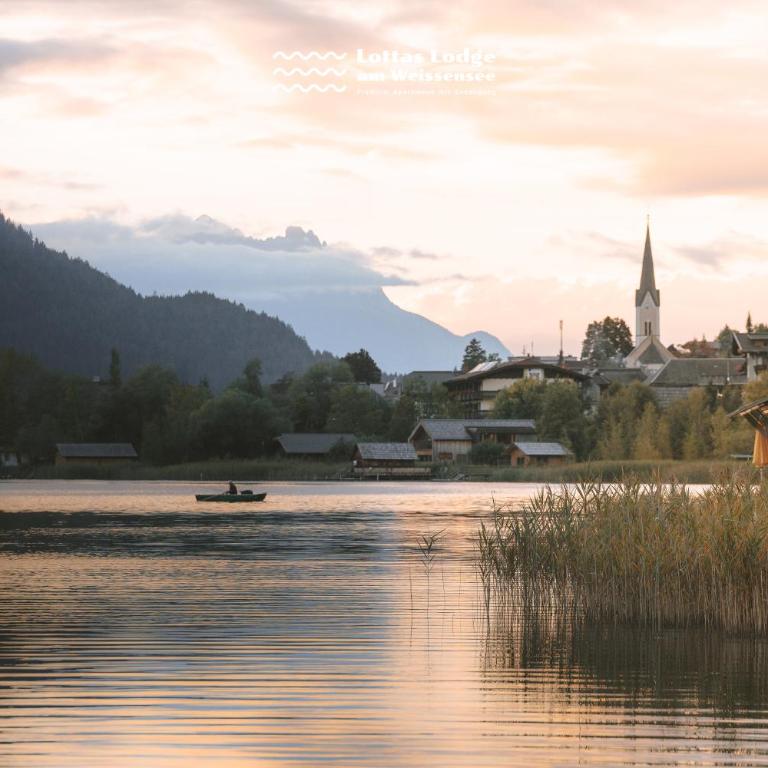 Lottas Lodge am Weissensee - Exklusive Ferienwohnung mit privatem Seezugang - Apartment mit 2 Schlafzimmern und Seeblick - 14