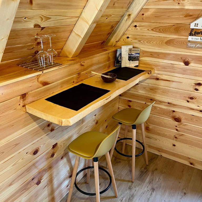 Mountain Dream - One-Bedroom Chalet - 5