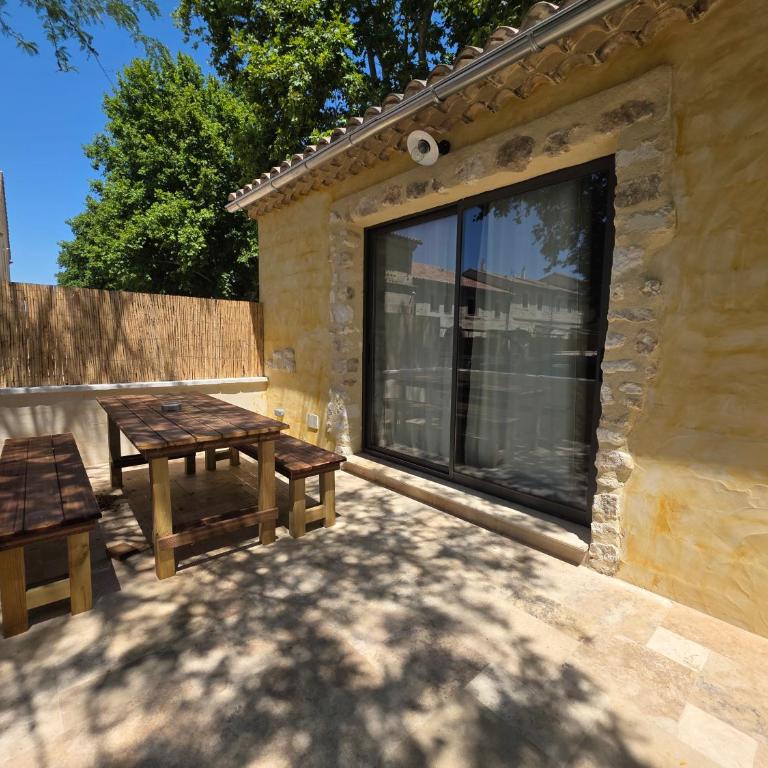 Domaine de la Tapie de Bouchet - en Camargue - Villa - Vue sur Jardin - 2