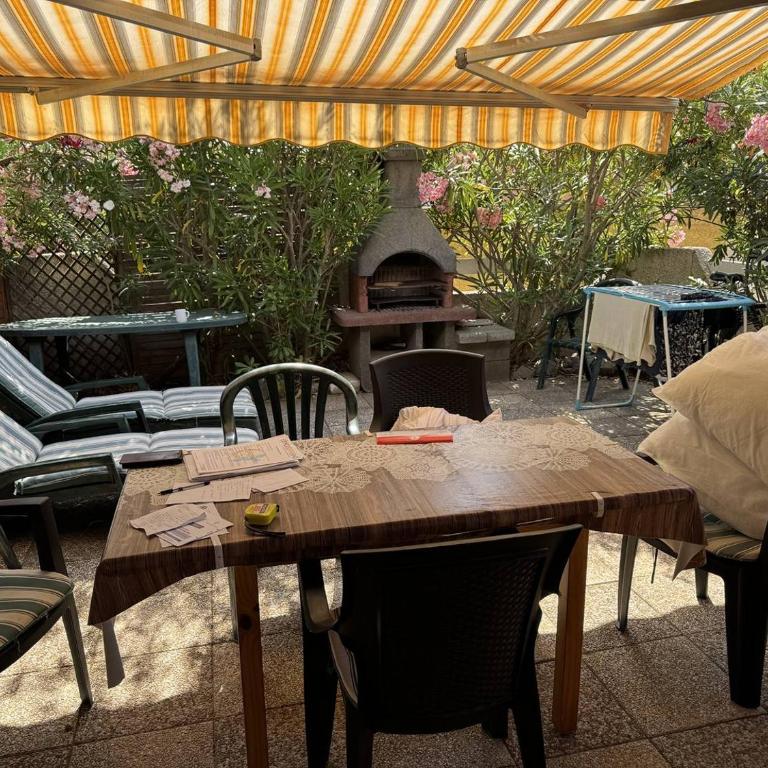 HOLIDAYLAND VILLA 415 T2 MEZZANINE 6 couchages NARBONNE PLAGE - Maisonnette - 17