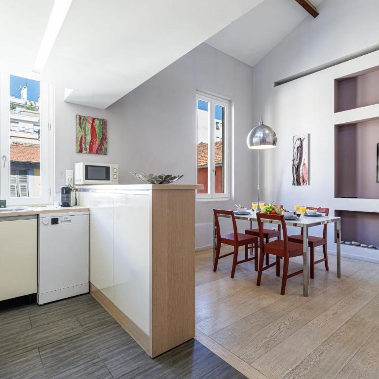 MY CASA - FRANCE 82 - 2 rooms -1 min from the Sea - Parking - Apartment - 15